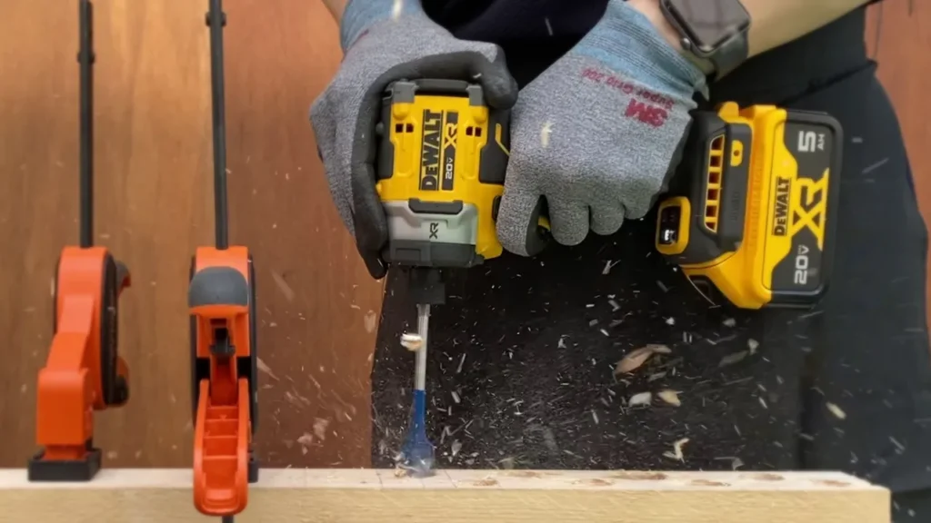 Dewalt_DCF860